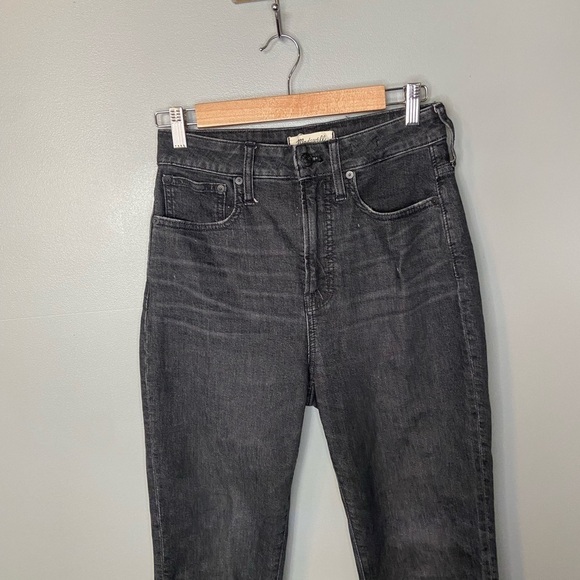 Madewell The Curvy Perfect Vintage Jean in Sumner Wash - Picture 6 of 14